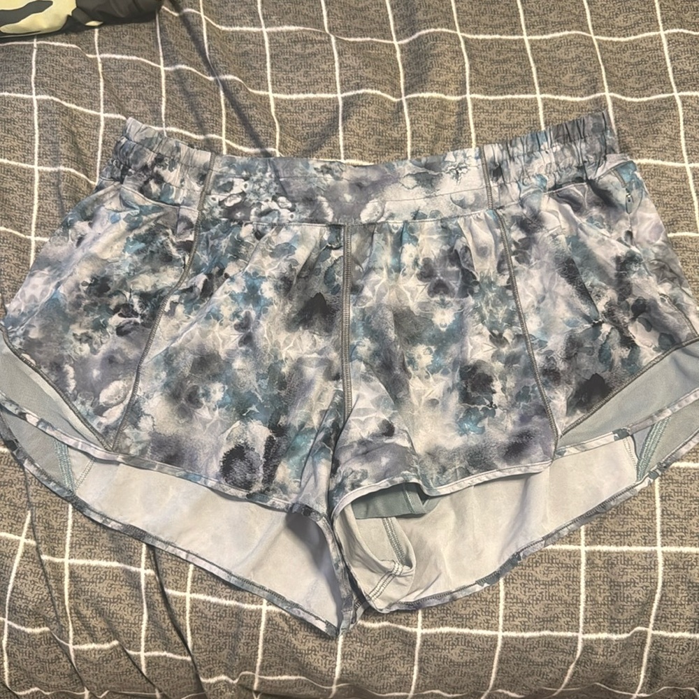 Lululemon hotty hot shorts